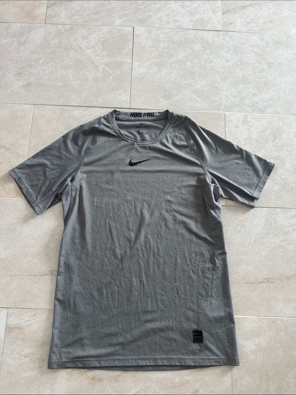 Nike Men's Gray Dri-FIT Short Sleeve Performance Tee